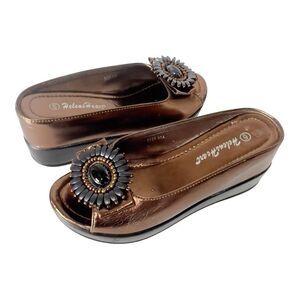 Helens Heart Womens Platform Pewter Medallion Flower Wedge Slide Sandal Size 6